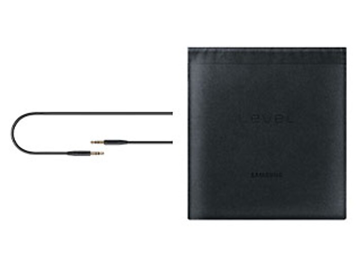 Carrying Pouch & Cable