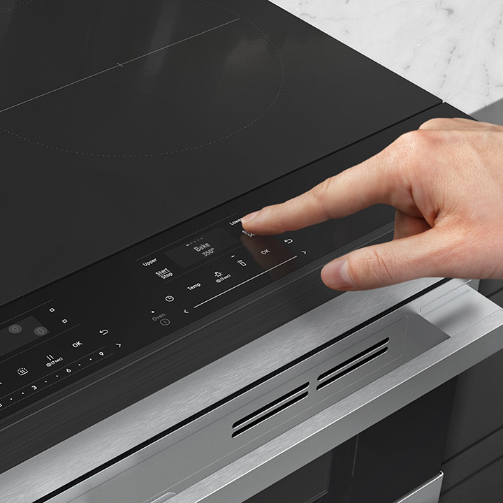 Easily control your cooking Samsung Stainless Steel Slide-In Induction Range with LCD display