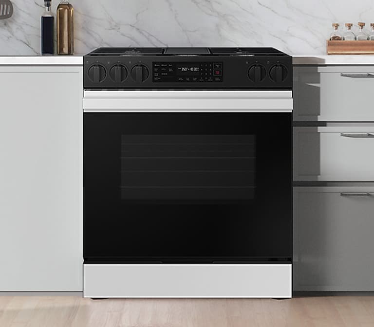 Seamless, stylish design Samsung Stainless Steel Slide-In Gas Range with Bespoke design