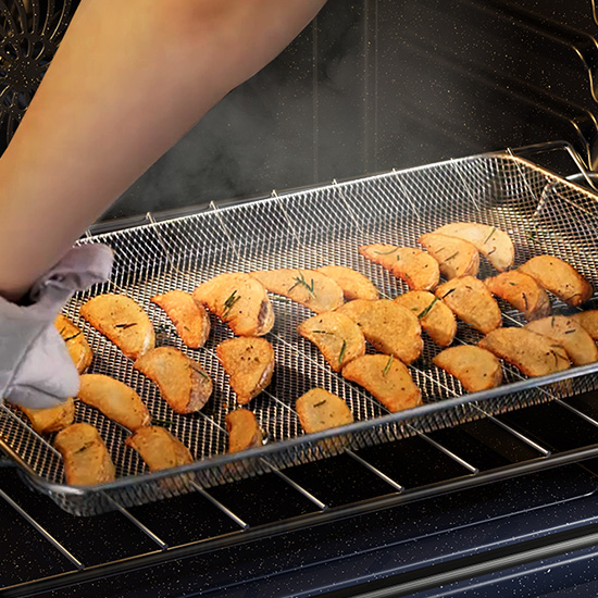 Healthier cooking³ with a crunch Samsung Stainless Steel Slide-In Gas Range with Air Fry