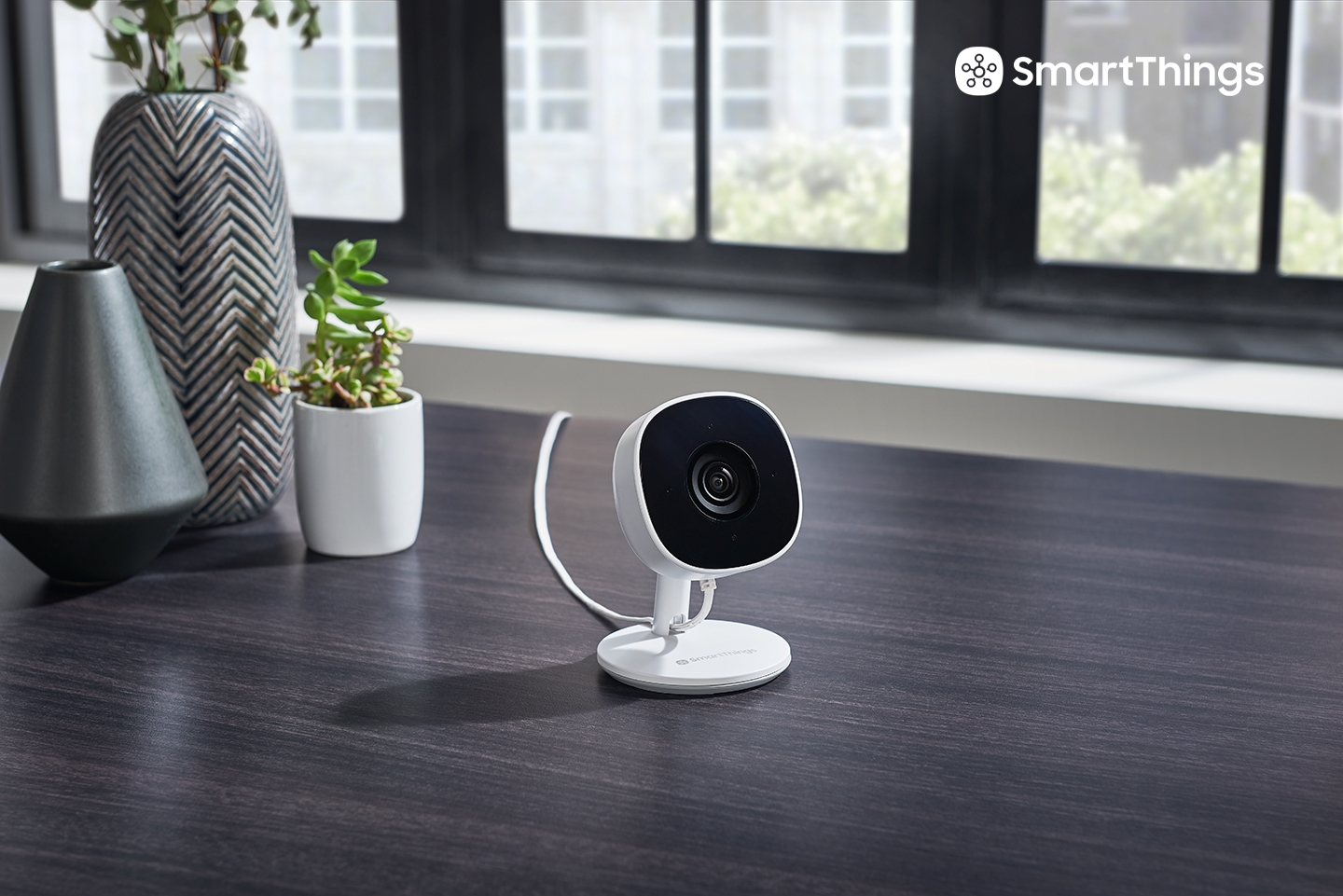 Introducing the SmartThings Cam Introducing the SmartThings Cam