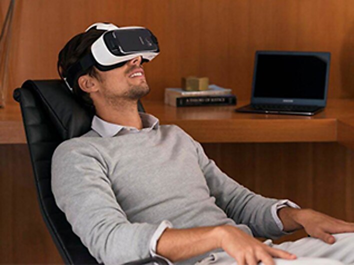 Virtual Reality Anywhere