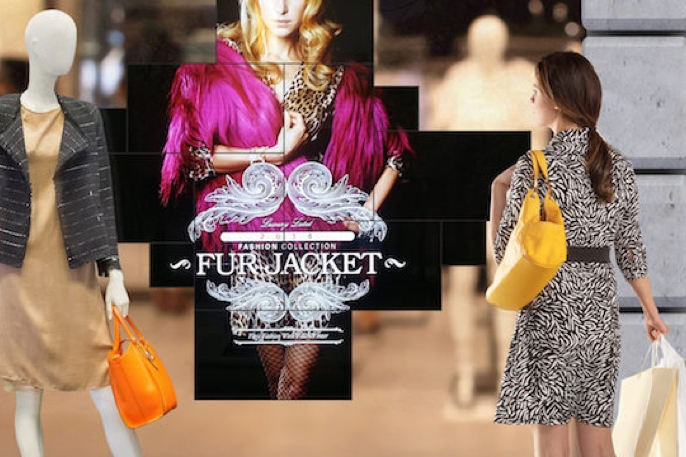 How Commercial Digital Signage Drives Retail Traffic How Commercial Digital Signage Drives Retail Traffic