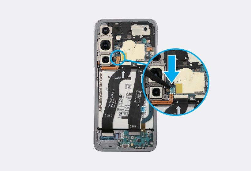 Galaxy S25 showing the battery connector on the main board.