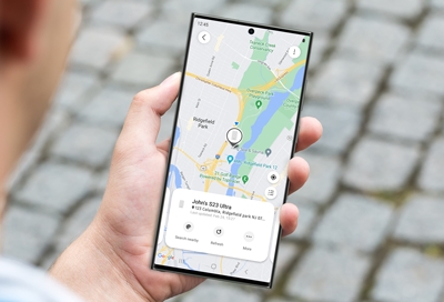 Galaxy S23 Ultra with SmartThings Find on SmartThings app 