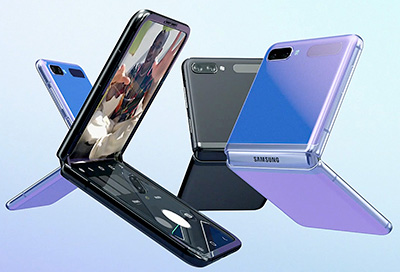 Four Galaxy Z Flips in a circle Four Galaxy Z Flips in a circle