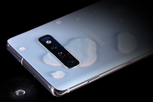water resistent phones
