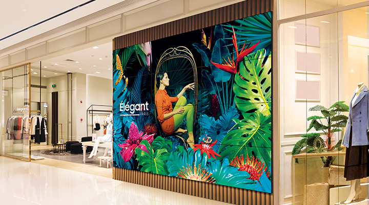 Always-on, space-saving solution with extreme narrow bezels
