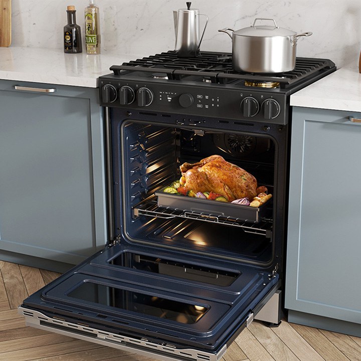 Samsung Stainless Steel Slide-In Gas Range with Flex Duo™