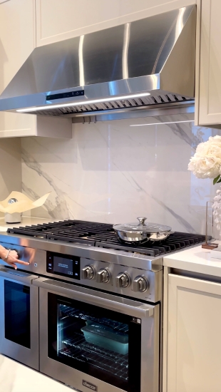 Ashlee Labarrie - Luxury Kitchen Appliances