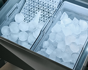 Dacor_Minimal_48FDR_Ice_Mobile