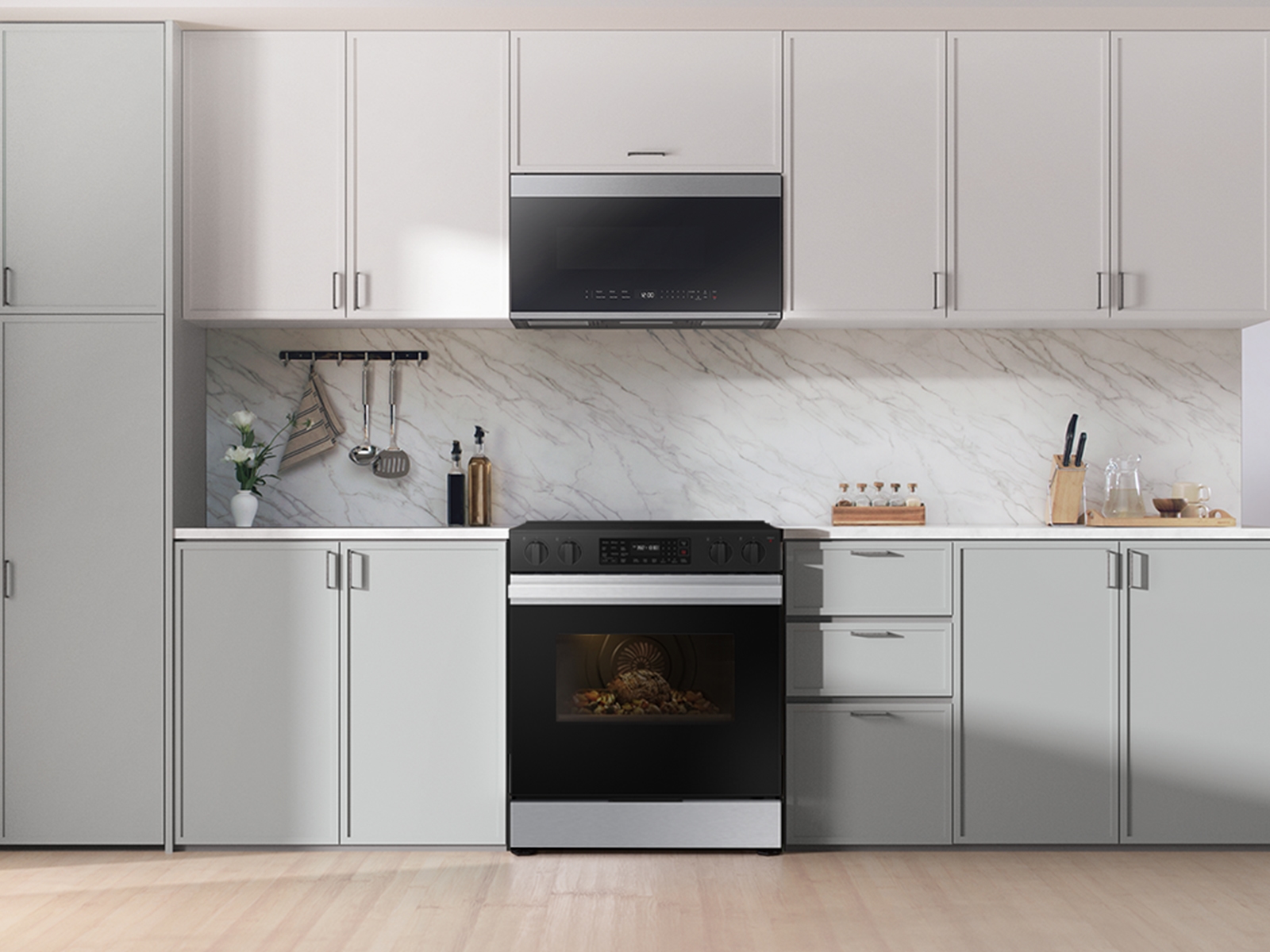 Thumbnail image of Bespoke 6.3 cu. ft. Smart Slide-In Electric Range with Air Fry &amp; Precision Knobs in Stainless Steel