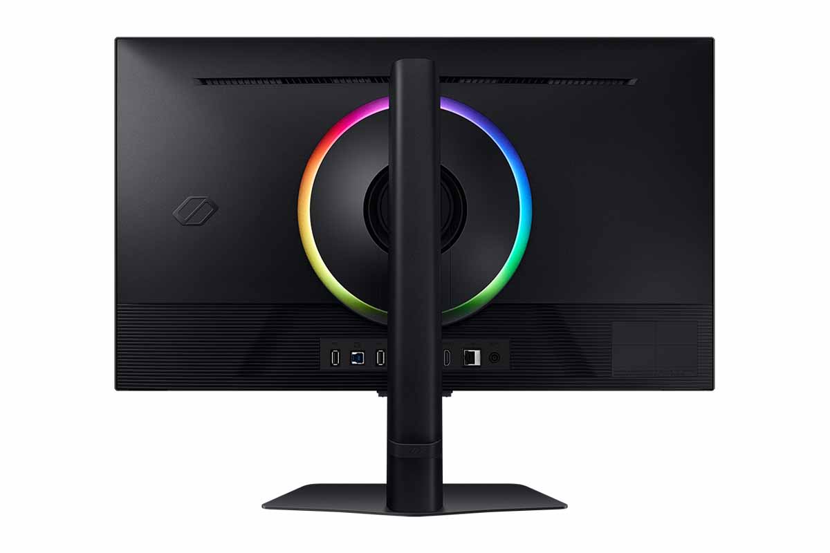 SamsungUS/home/computing/monitors/gaming/12262024/4_G70D_27inch_Product_04.jpg