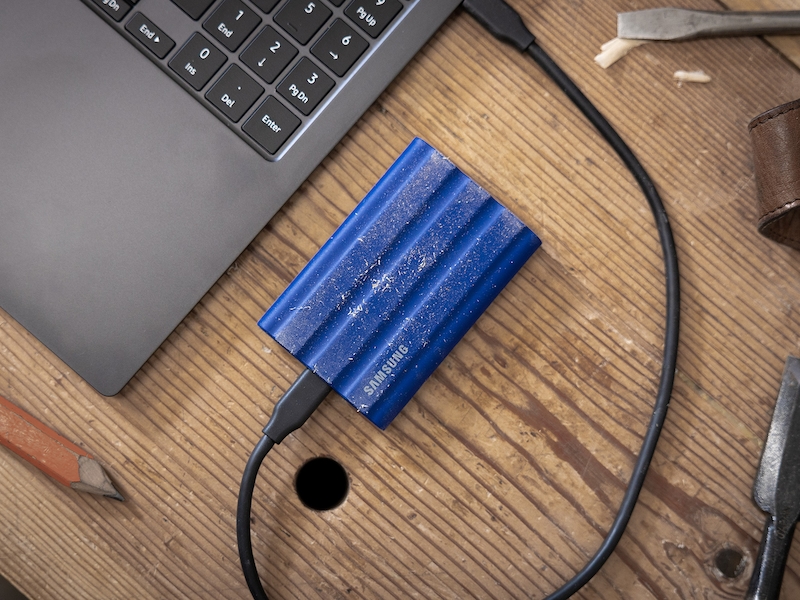 Portable SSD T7 Shield USB 3.2 1TB (Blue) Memory & Storage - MU-PE1T0R/AM