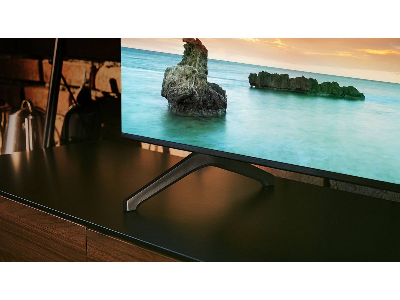 TELEVISOR SAMSUNG LED SMART TV 43 CRYSTAL CU7000 - TDT - UHD 4K -  UN43CU7000KXZL - Tecnology Store 2006