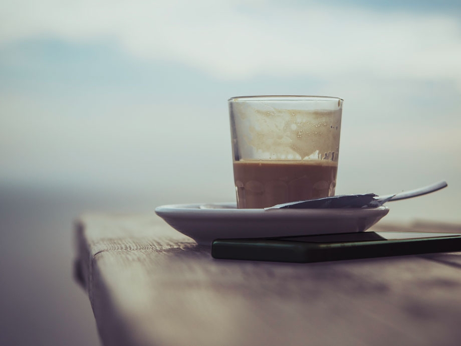 Enjoy your coffee without disctraction from your phone