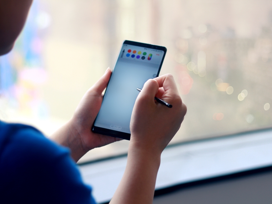 Writing directly on screen is a quick, effective note taking strategy.