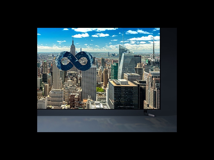 image of a city skyline as shown on a QLED 8K