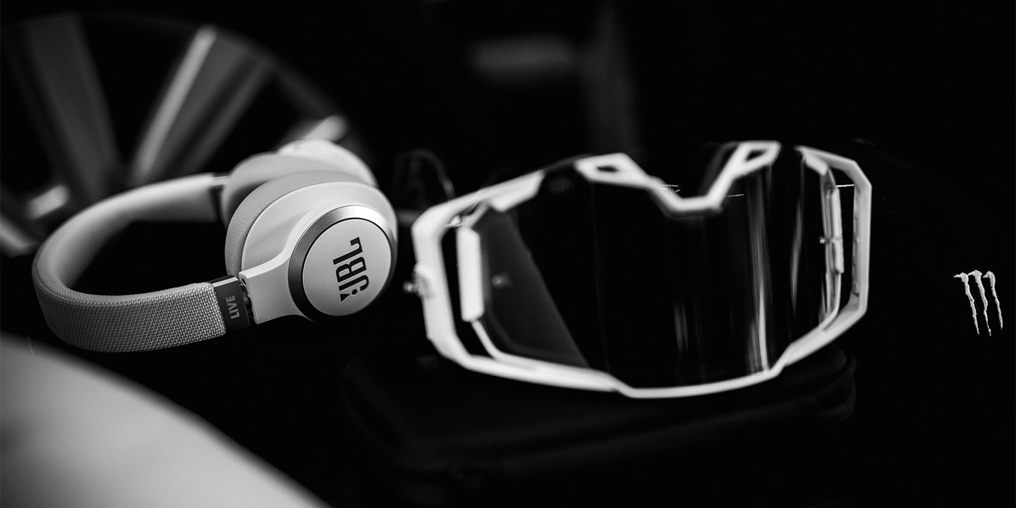 JBL Signature Sound