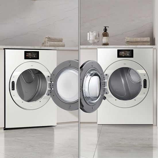 Door configurations for the Bespoke AI Ultra Capacity Front Load Dryer.