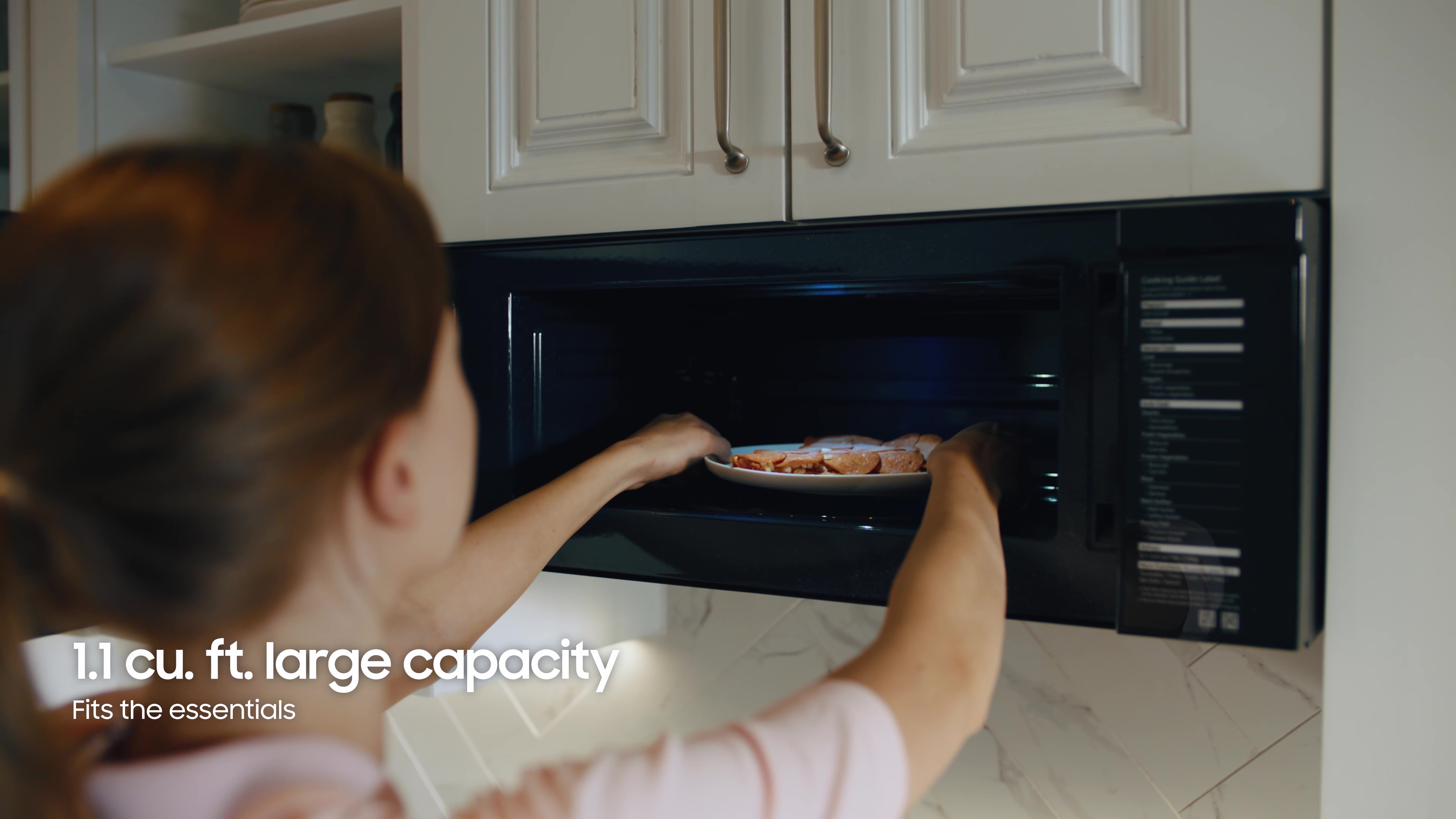 https://image-us.samsung.com/SamsungUS/home/home-appliances/microwaves/over-the-range/1142022/Fit-your-essentials-thumbnail.jpg?$feature-benefit-jpg$