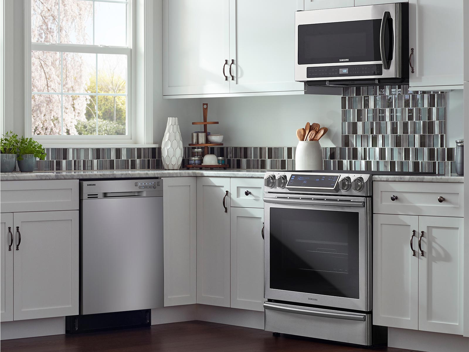 5.8 cu. ft. SlideIn Electric Range Ranges NE58K9430SS/AA Samsung US