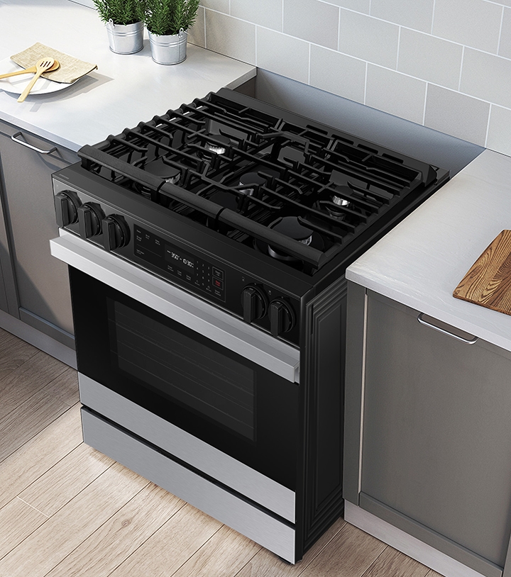 Bespoke Smart Slide-in Gas Range 6.0 cu. ft. in Stainless Steel with ...