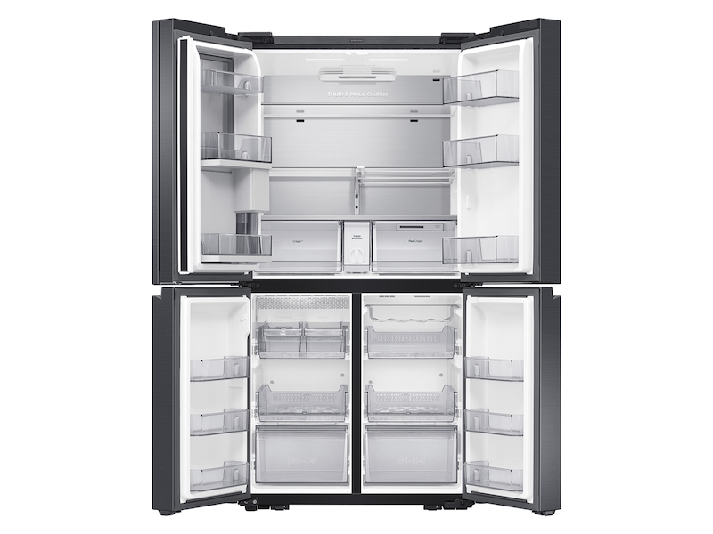 29 cu. ft. Smart 4-Door Flex&trade; Refrigerator with Family Hub&trade; and Beverage Center in Black Stainless Steel
