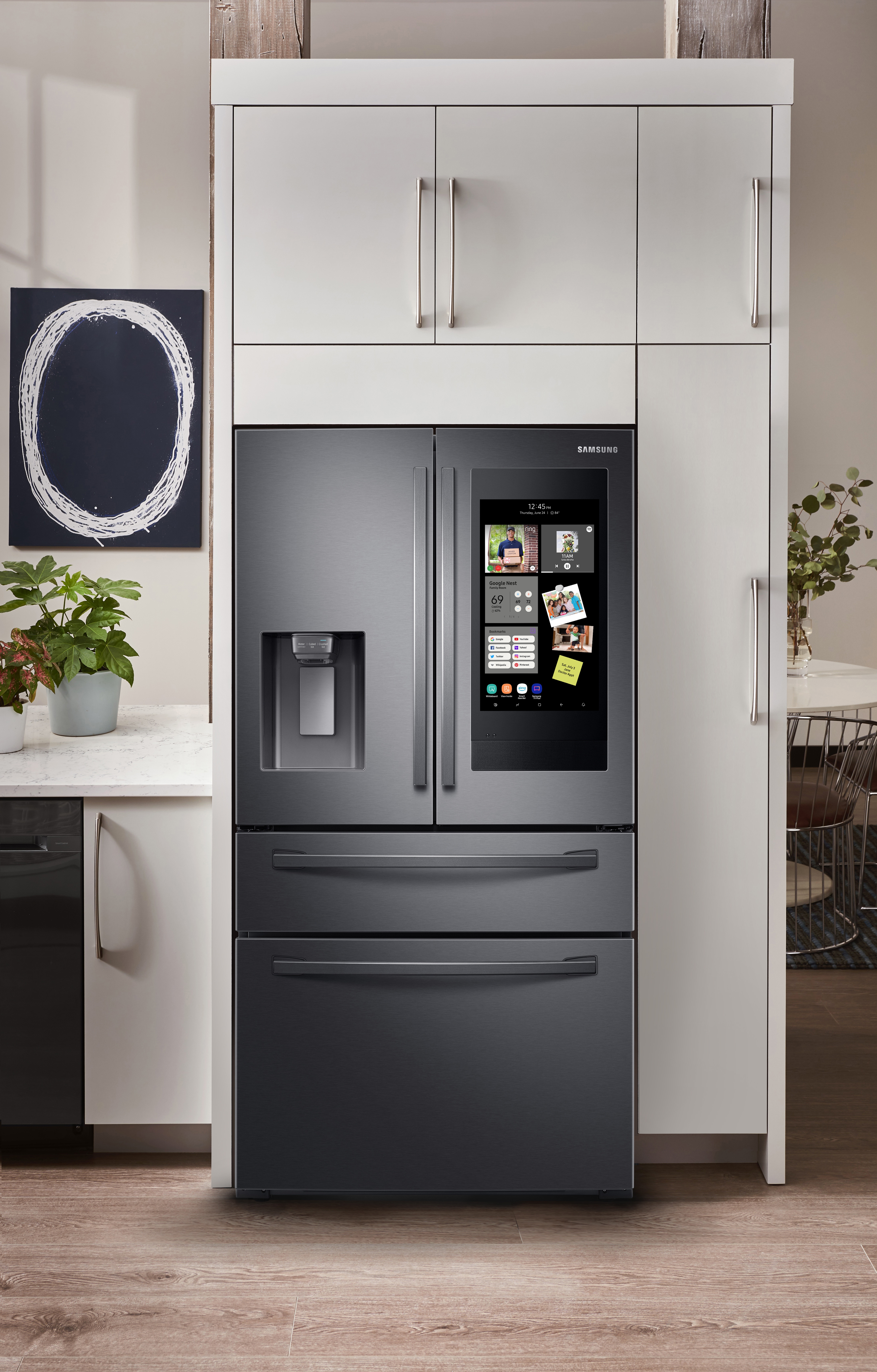 Thumbnail image of 22 cu. ft. 4-Door French Door, Counter Depth Refrigerator with 21.5” Touch Screen Family Hub™ in Black Stainless Steel