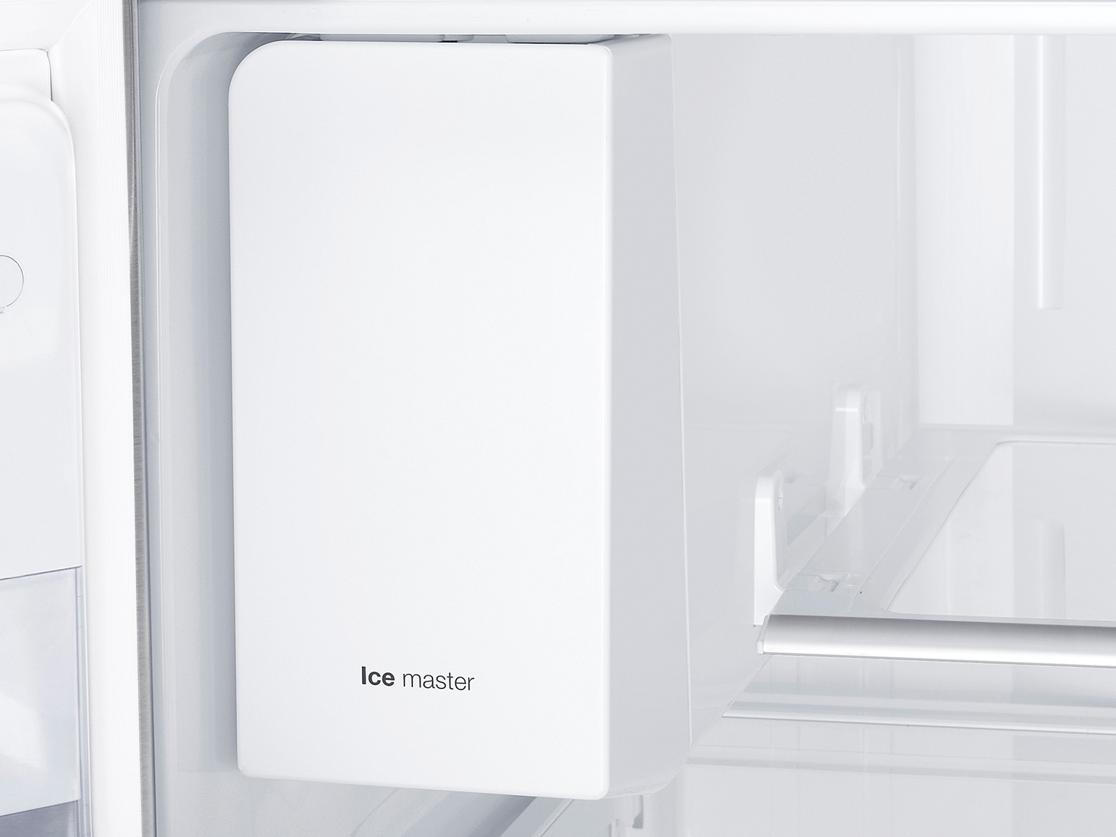 Thumbnail image of 28 cu. ft. French Door Refrigerator with CoolSelect Pantry&trade;, Dual Ice Maker