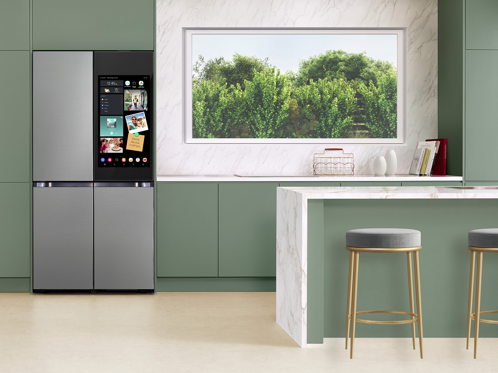 Thumbnail image of Bespoke 4-Door Flex™ Refrigerator (29 cu. ft.) with AI Family Hub+™ and AI Vision Inside™ in Stainless Steel