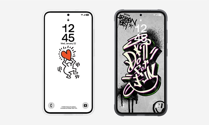 The flip card of the Flipsuit Case with Keith Haring graphics is installed to a device and its case, with the case and the card showing the same design. The flip card of the rugged Flipsuit Case is installed also to another device and its case, with the case and card matching in Graffiti design. The lock screens of each device match its respective case design.