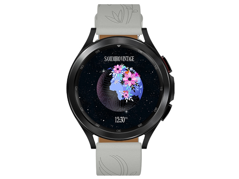 Thumbnail image of Galaxy Watch4, Galaxy Watch4 Classic, Sami Mir&oacute; Fruit Skin Band, S/M, Stratus Sky