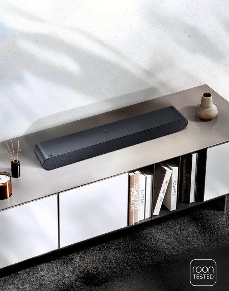 Compact design, room filling sound