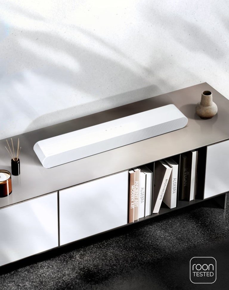 Compact design, room filling sound