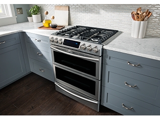 5.8 cu. ft. Slide-in Dual Fuel Range with Flex Duo™ and Dual Door ...