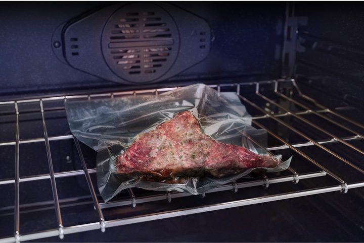 Wall Oven with Air Sous Vide