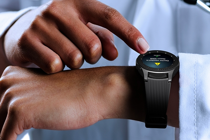 Montre connectée Mixte Galaxy Watch SM-R810NZKAXEF - Bracelet Silicone Noir  Carbone