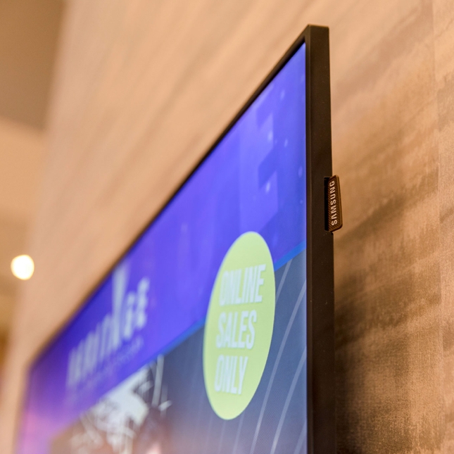 Vibrant Screens and Hyper-Relevant Messaging