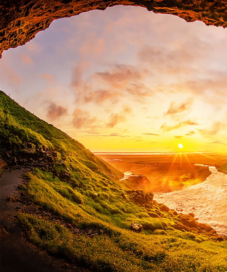 See dark and light in every scene, HDR