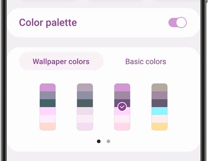 Color palette screen with the switch activated on a Galaxy phone