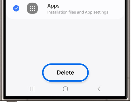 Screen on a Samsung device showing the option to delete 'Apps' with installation files and app settings, highlighted by a prominent blue 'Delete' button.