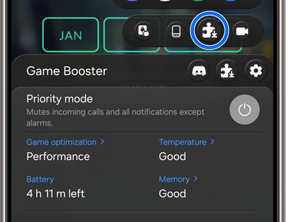 Game Plugin icon highlighted on the Game Booster overlay