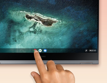 Finger pressing an app in tablet mode on Samsung Chromebook
