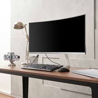 When I close my laptop lid my Samsung monitor turns black