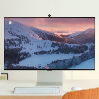 White dots appear on top of the Samsung Smart Gaming Monitor screen
