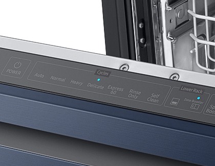 Delicate cycle selected on Samsung dishwasher