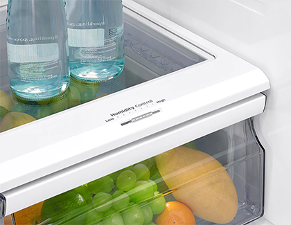 Humidity Control on a crisper drawer in a Samsung fridge