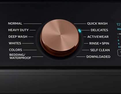 Delicate cycle selected on a Samsung washer