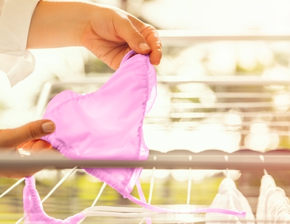 How to Correctly Wash Your Bathing Suits by Hand - Tru Earth